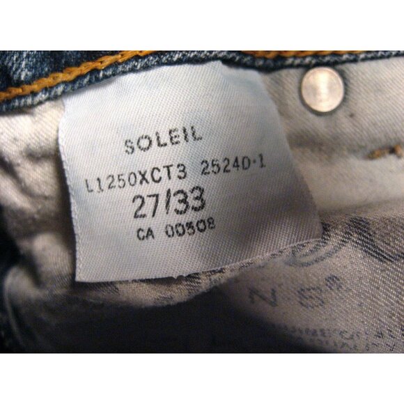 COPY - Silver Jeans CUTOFF JEAN SHORTS Womans Cut Off Sz 27 Blue Denim Destress… - Picture 8 of 9